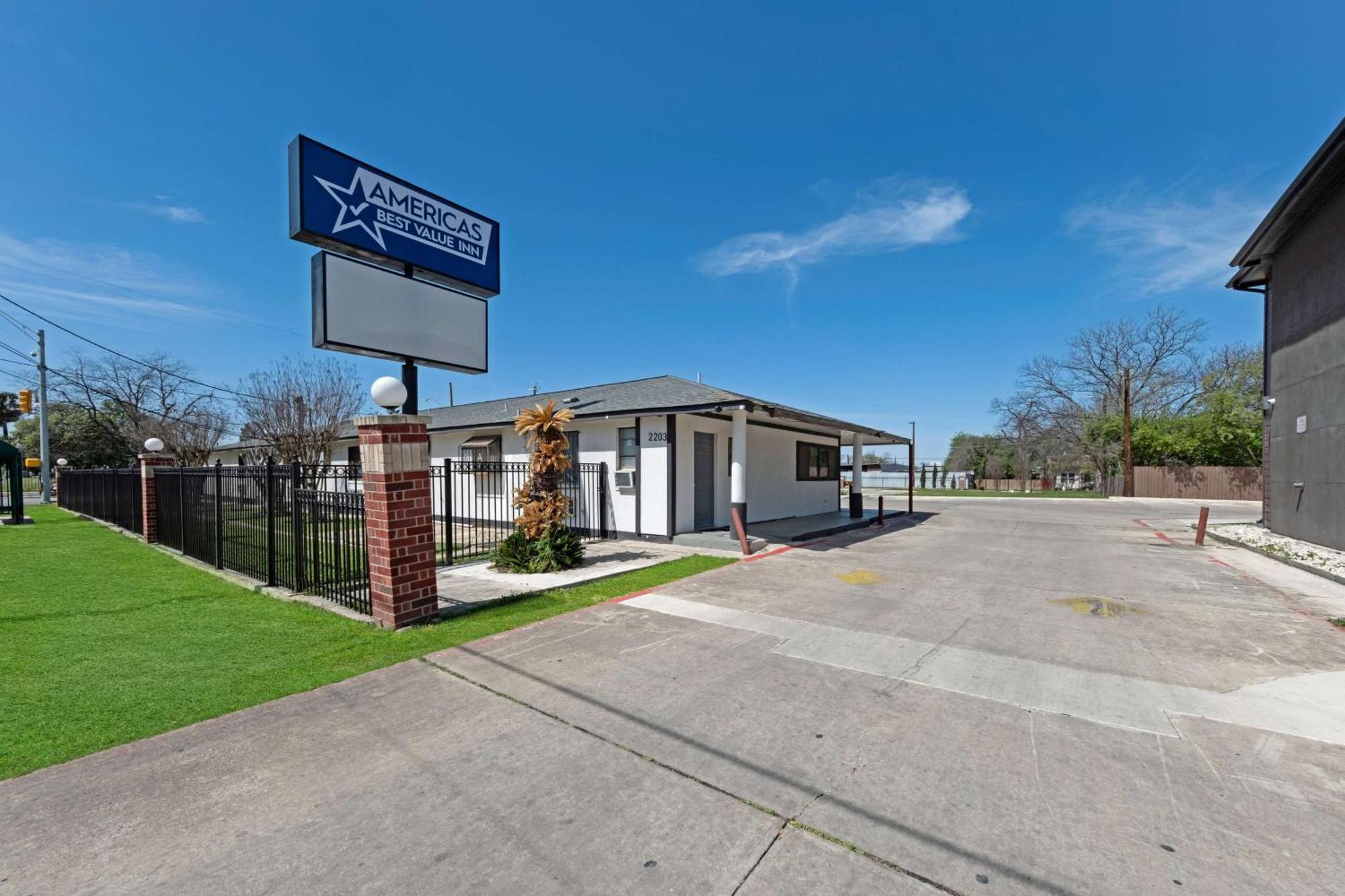 Americas Best Value Inn San Antonio Downtown Riverwalk Eksteriør bilde